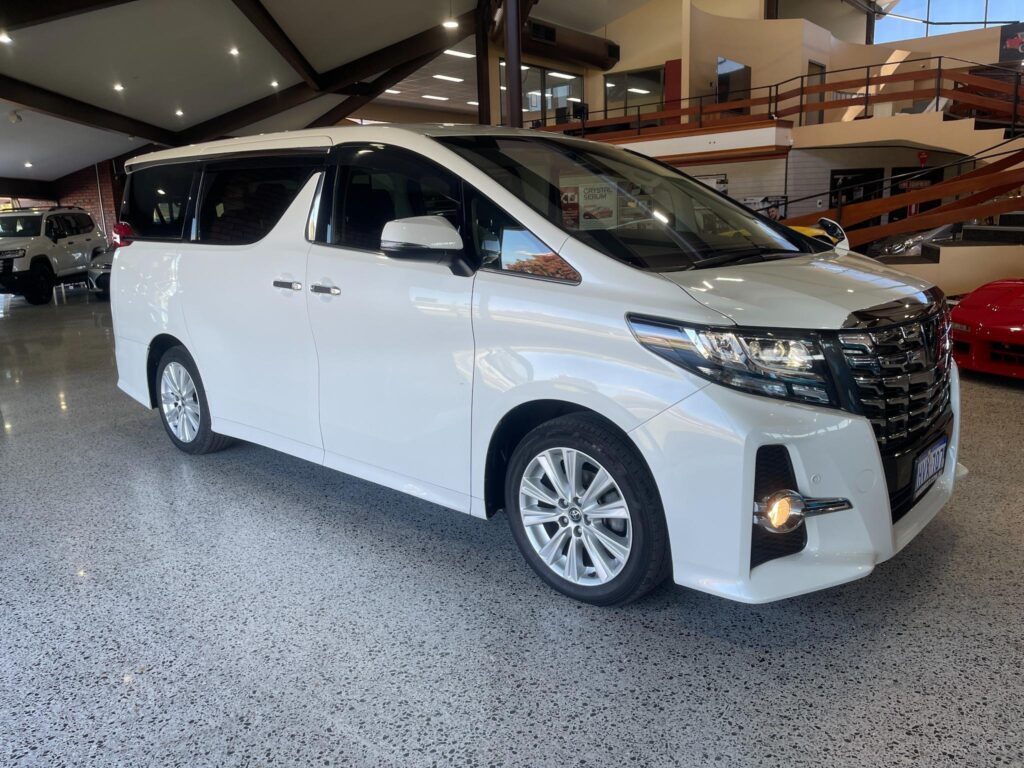 2017 Toyota Alphard V6 Type Gold GGH30