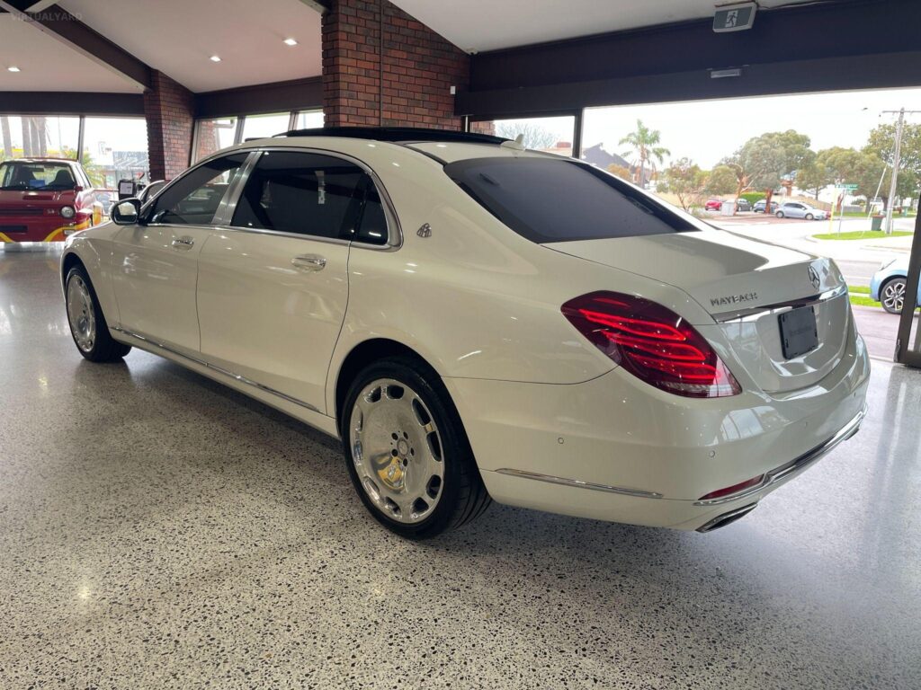 2015 Mercedes-Benz Maybach S550 V8