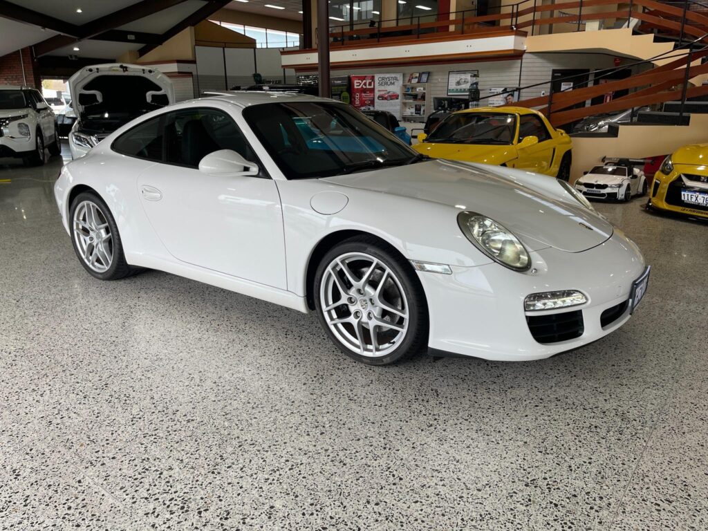 2010 Porsche 911 Carrera 997