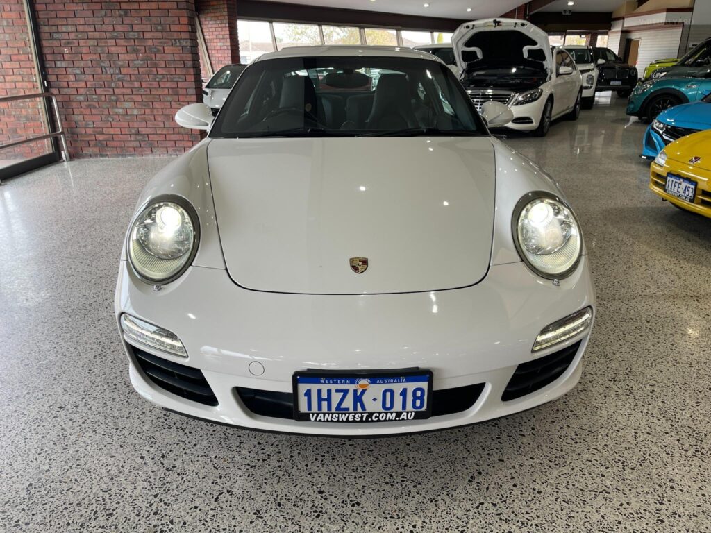 2010 Porsche 911 Carrera 997