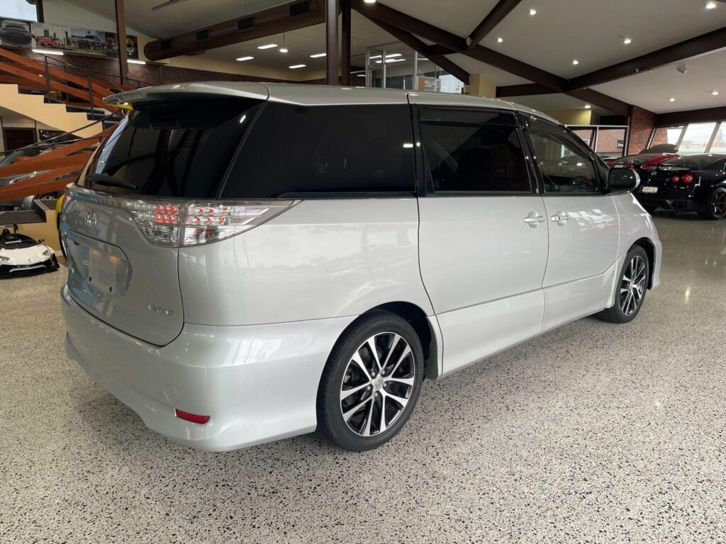 2013 Toyota Estima ACR50