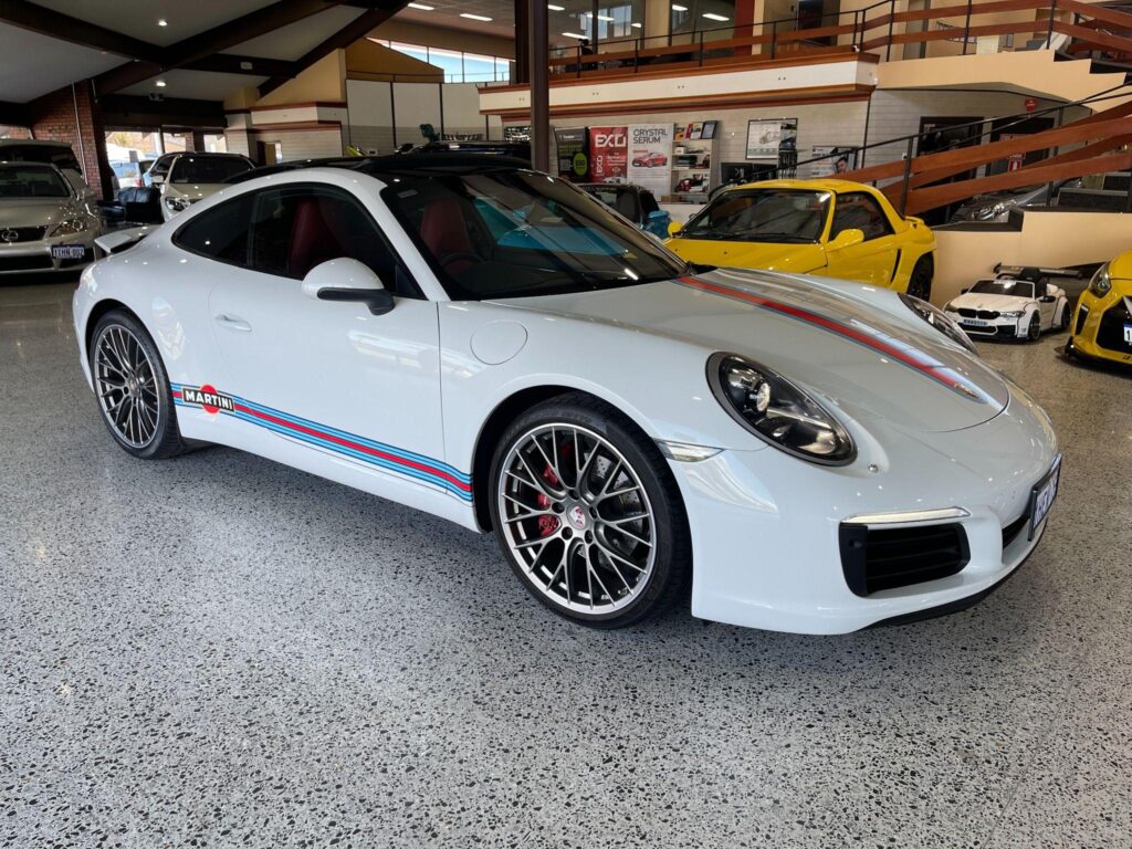 2018 Porsche 911 Carrera 991