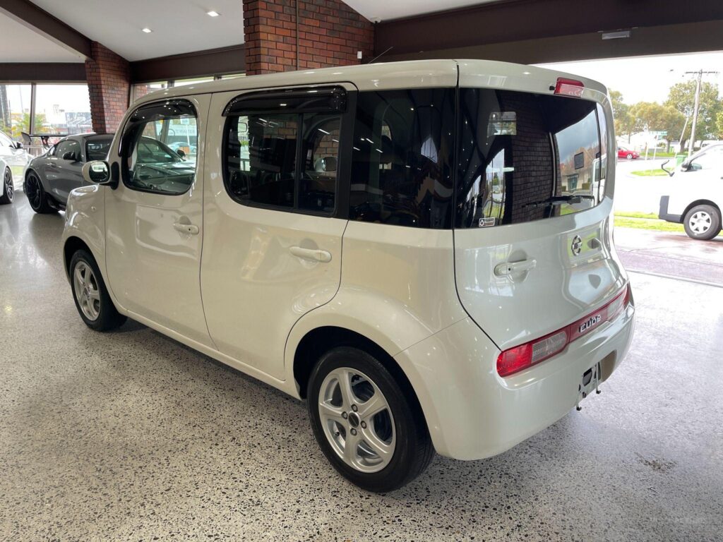 2017 Nissan Cube 15X V SELECTION