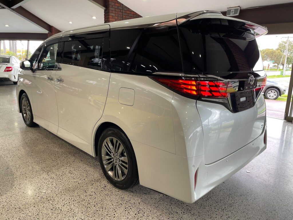 2024 Toyota Alphard Z Hybrid AWD