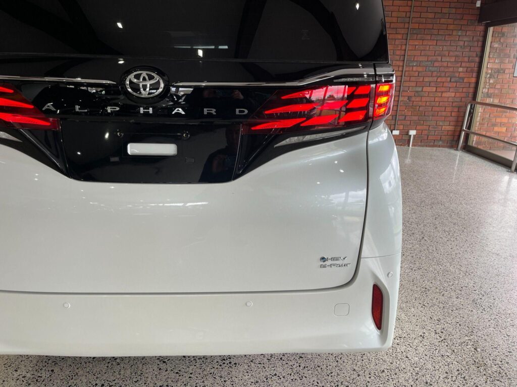 2024 Toyota Alphard Z Hybrid AWD