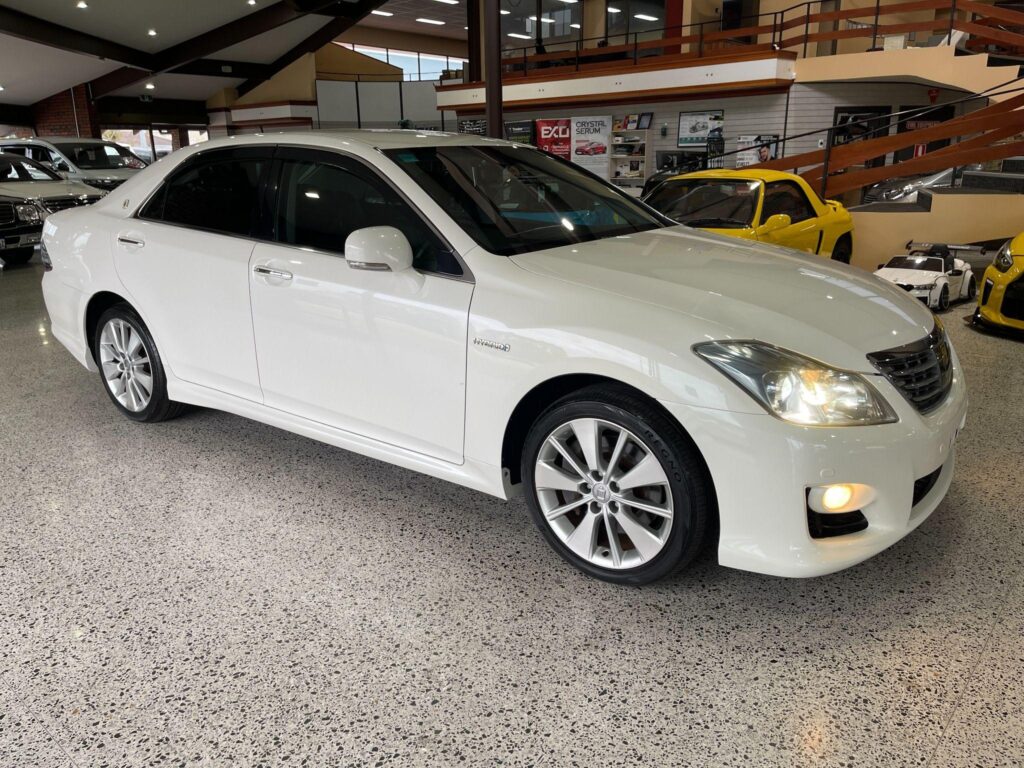 2008 Toyota Crown Hybrid GWS204