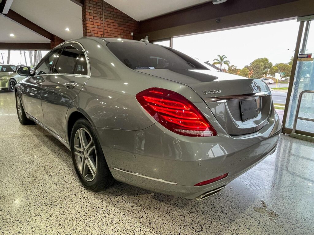 2014 Mercedes Benz S400 Hybrid with LOW KMS, Apple CarPlay, 360 Camera, ACC…