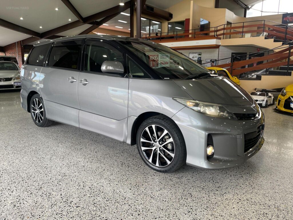 2013 Toyota Estima AERAS ACR50 8 Seater