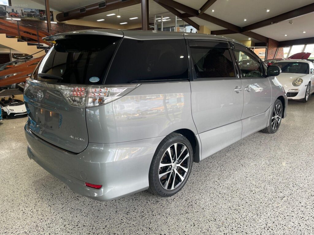 2013 Toyota Estima AERAS ACR50 8 Seater