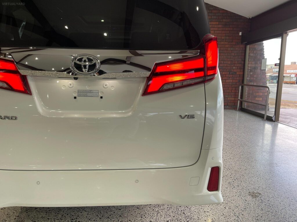 2018 Toyota Alphard SC V6 GGH30