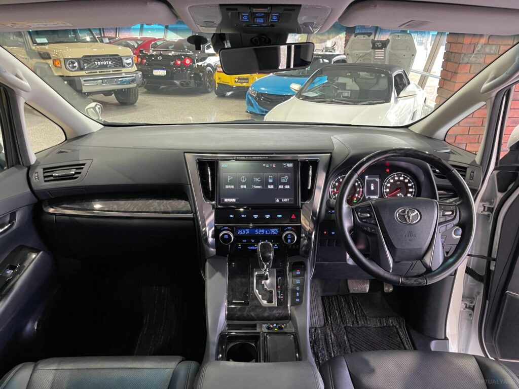 2018 Toyota Alphard SC V6 GGH30