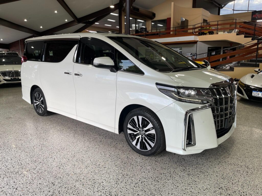 2018 Toyota Alphard SC V6 GGH30