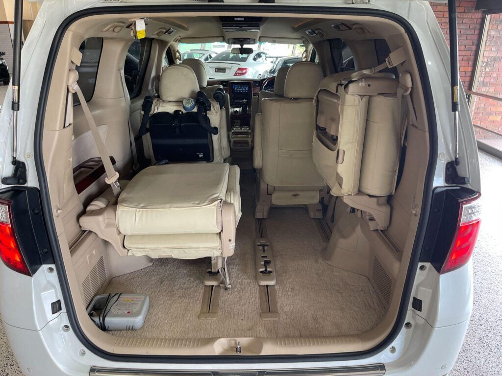 2009 Toyota VELLFIRE Welcab Detachable Wheelchair ANH20