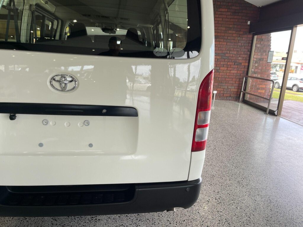 2018 Toyota Hiace DX LWB TRH200