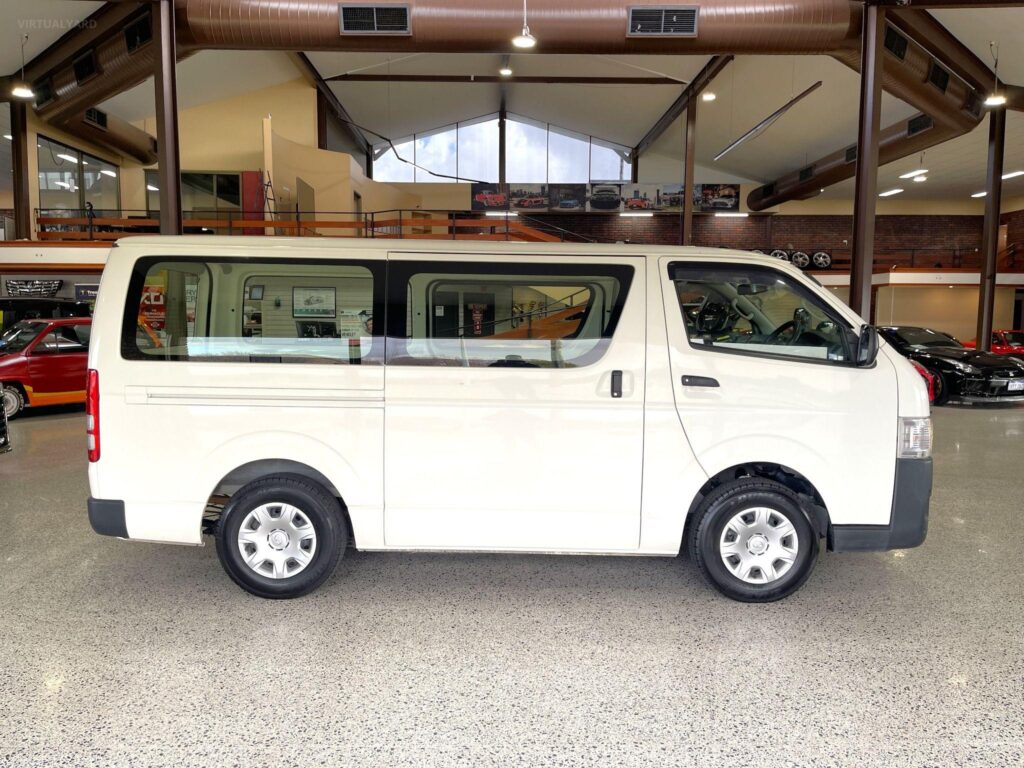 2020 Toyota Hiace VAN DX 2WD TRH200