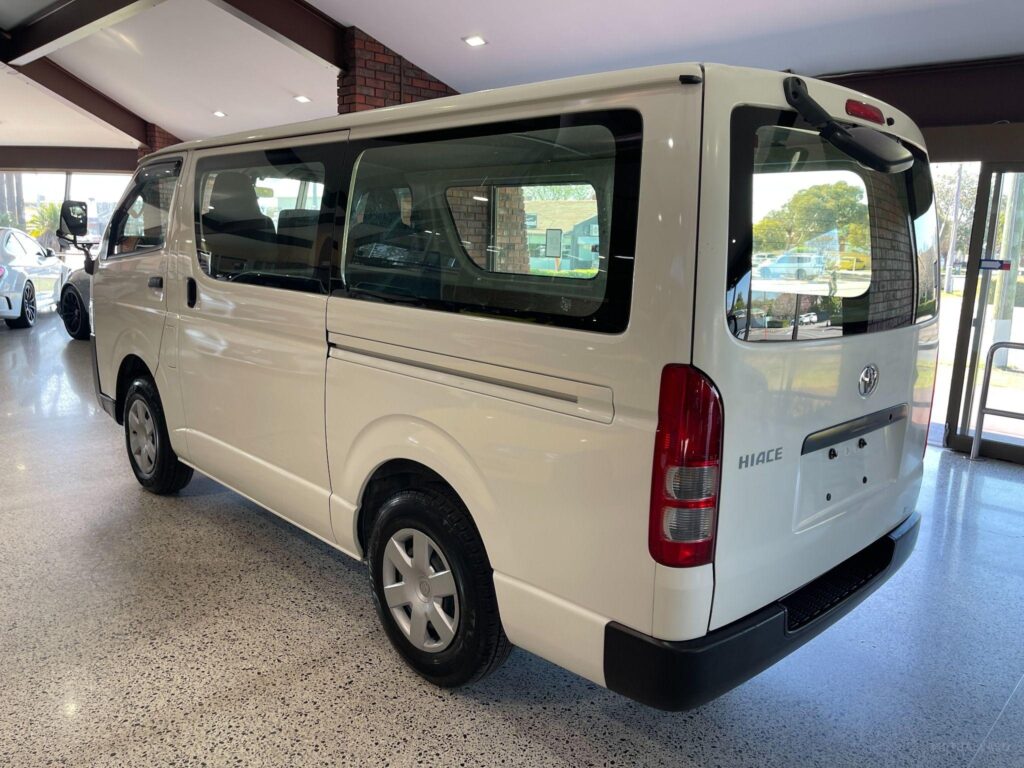 2019 Toyota Hiace V DX GDH206