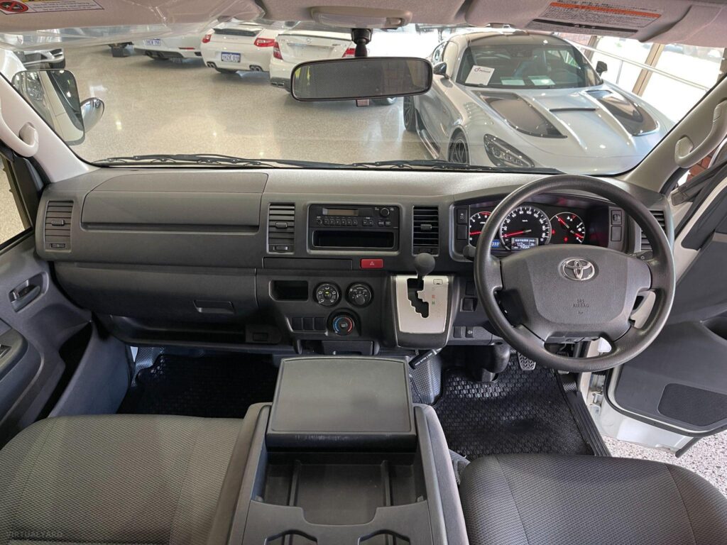 2019 Toyota Hiace V DX GDH206