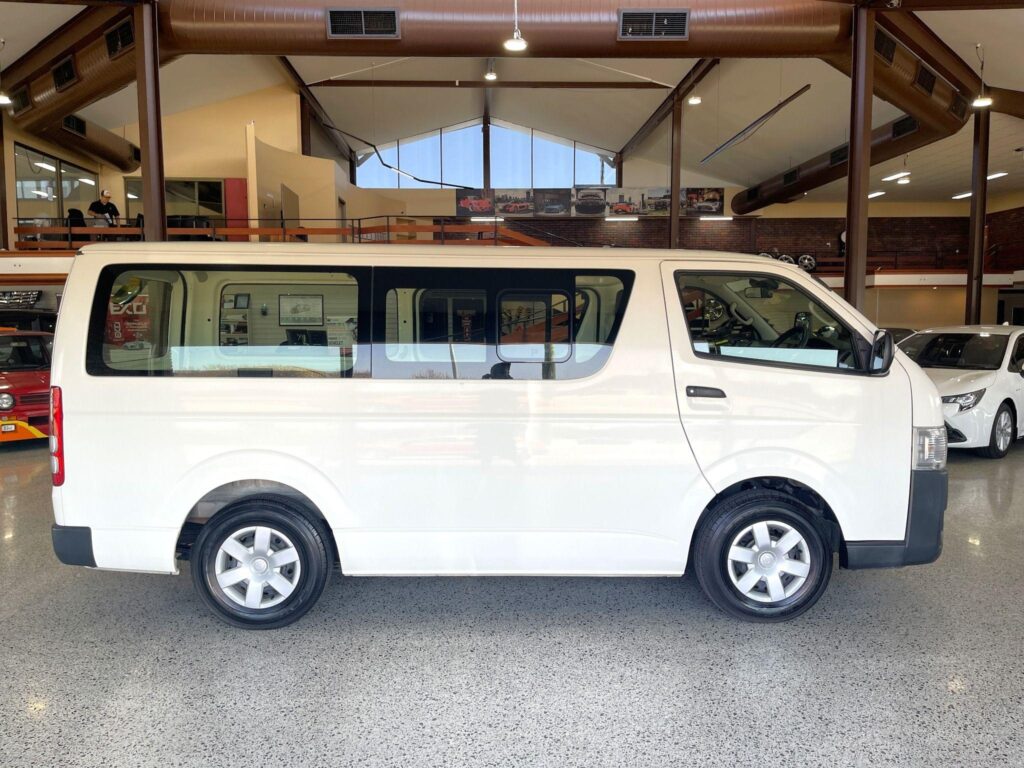 2019 Toyota Hiace DX LWB TRH200