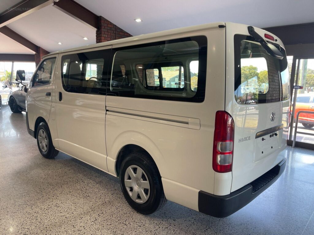 2019 Toyota Hiace DX LWB TRH200