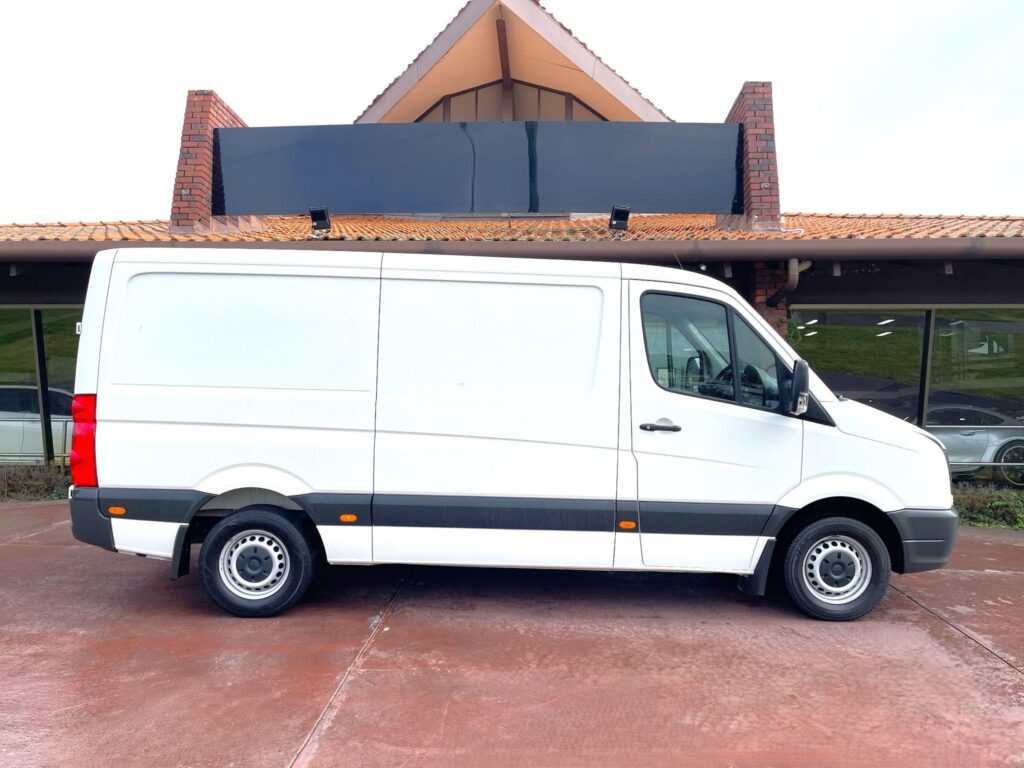 2016 Volkswagen Crafter 35 MWB TDI300 Runner LE Mid Roof