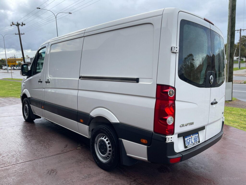 2016 Volkswagen Crafter 35 MWB TDI300 Runner LE Mid Roof