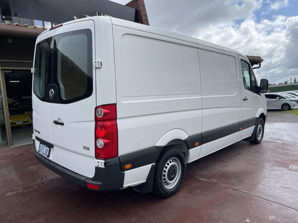 2016 Volkswagen Crafter 35 MWB TDI300 Runner LE Mid Roof