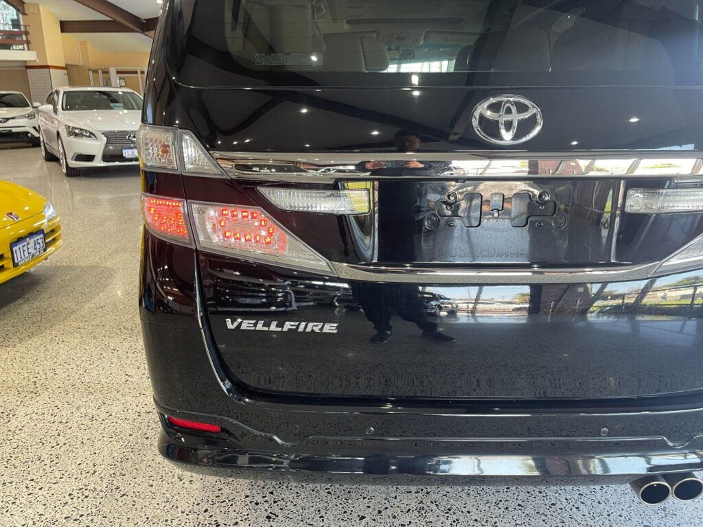 2014 Toyota Vellfire V6 GGH20