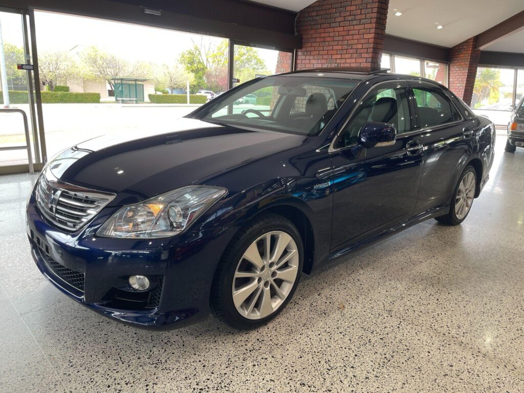 2008 Toyota Crown Hybrid GWS204