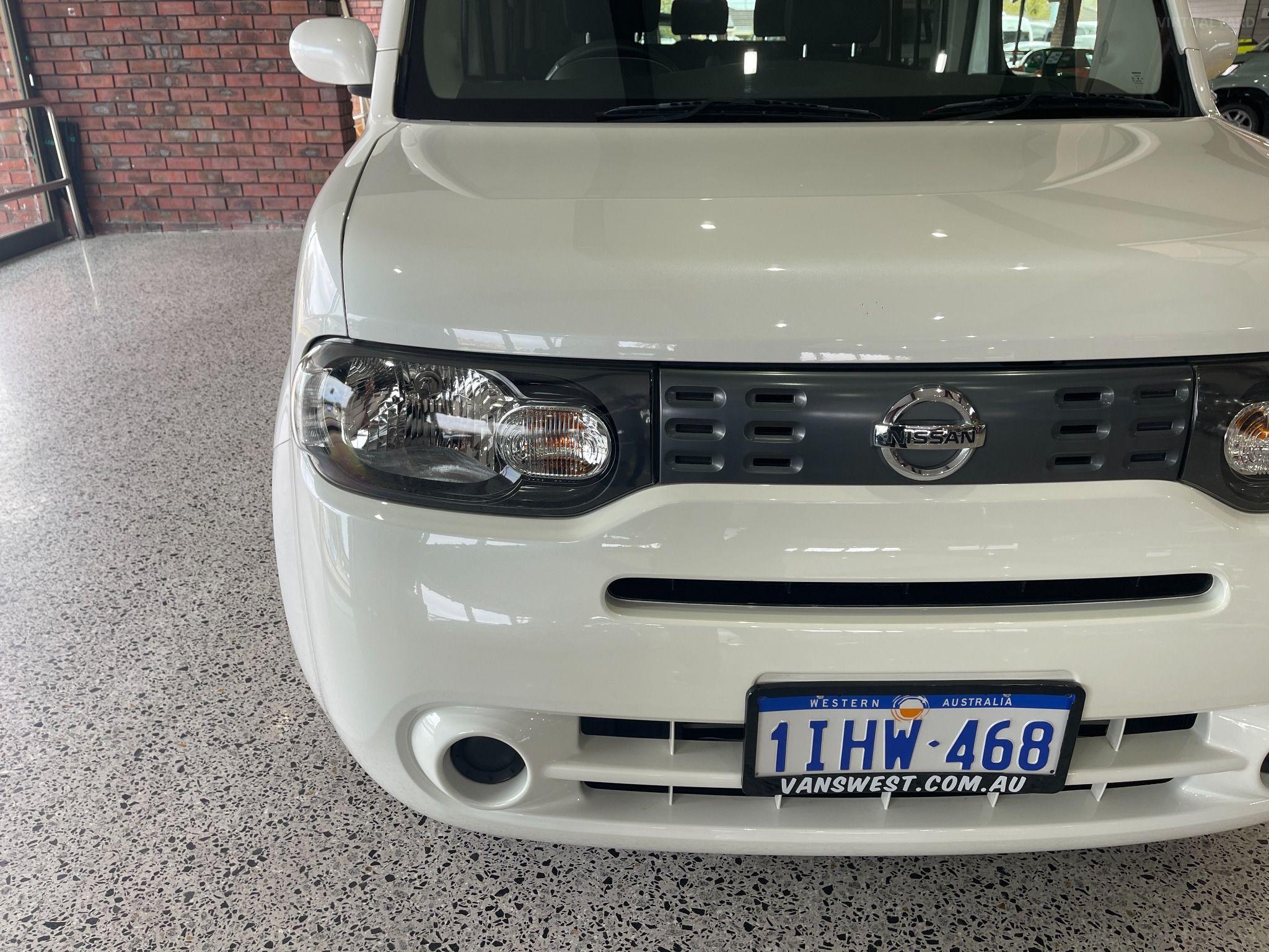 2017 Nissan Cube 15X Z12