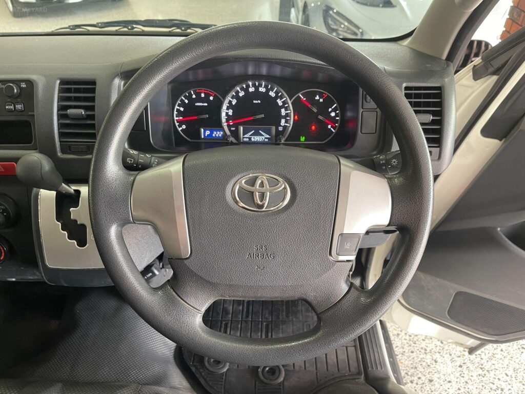 2019 TOYOTA HIACE DX GDH201