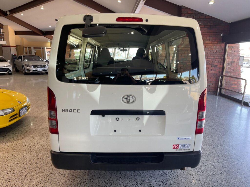 2020 Toyota Hiace 2WD TRH200