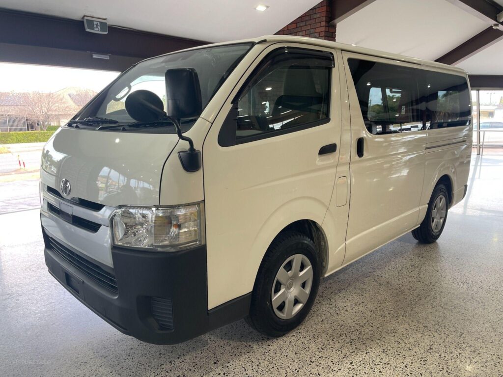 2018 Toyota Hiace V DX GDH201