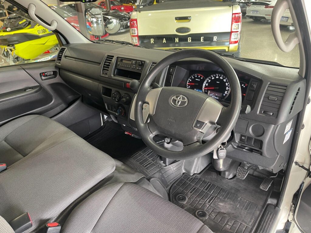 2018 Toyota Hiace V DX GDH201