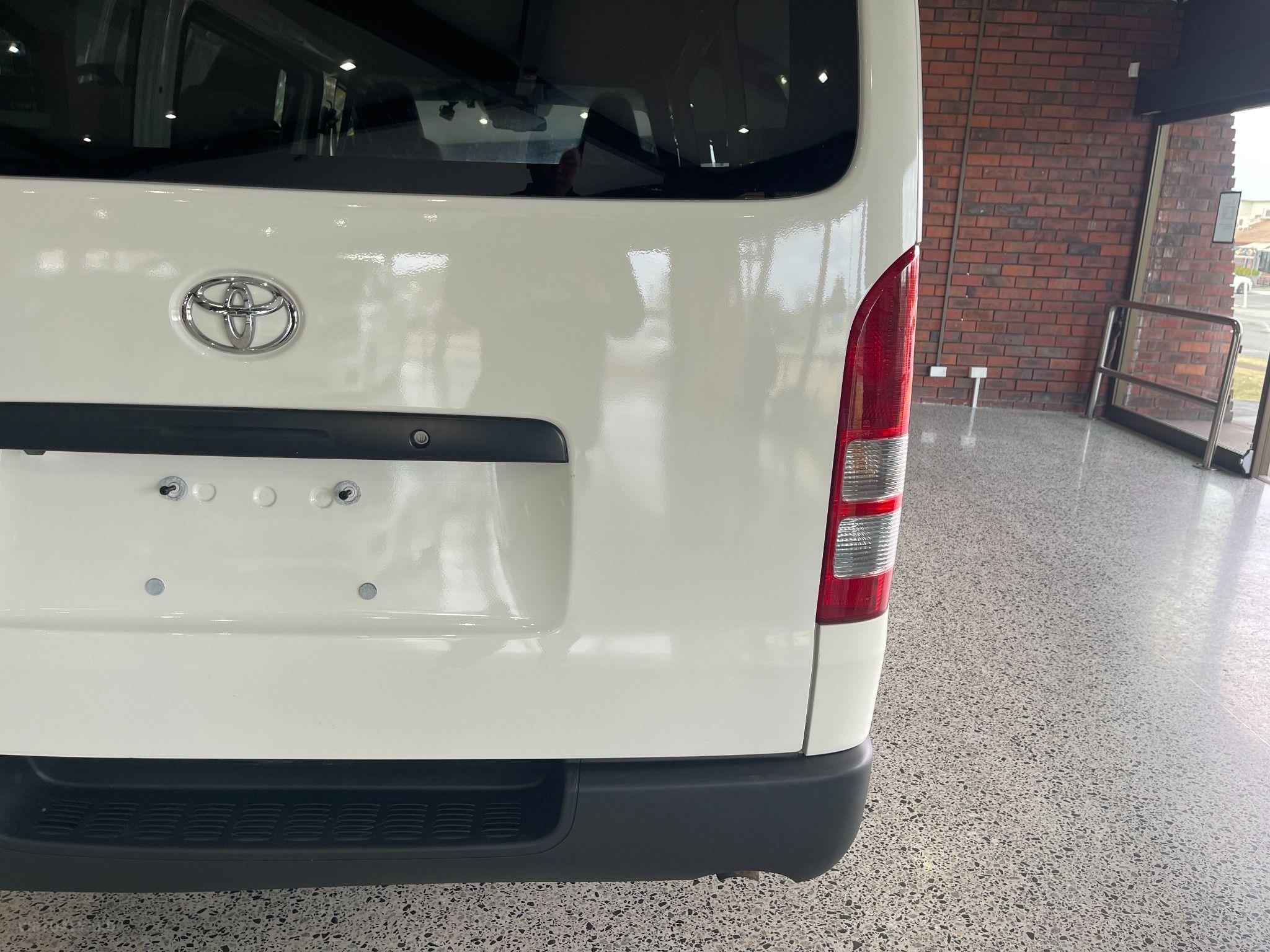 2018 Toyota Hiace V DX GDH201