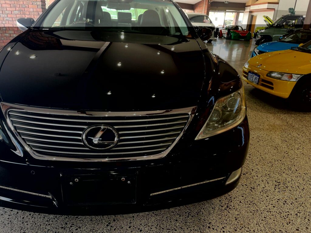 2006 Lexus LS460 USF40