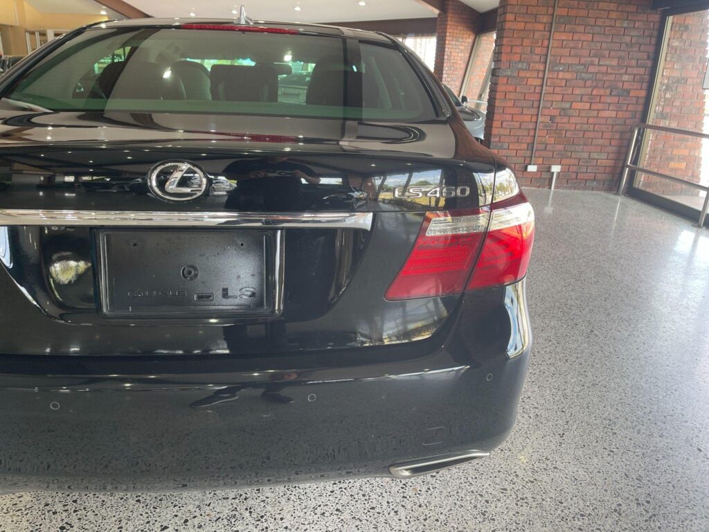 2006 Lexus LS460 USF40