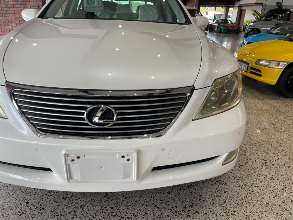 2006 Lexus LS460 RWD USF40