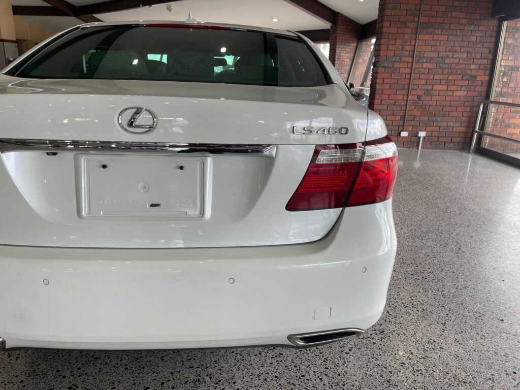 2006 Lexus LS460 RWD USF40