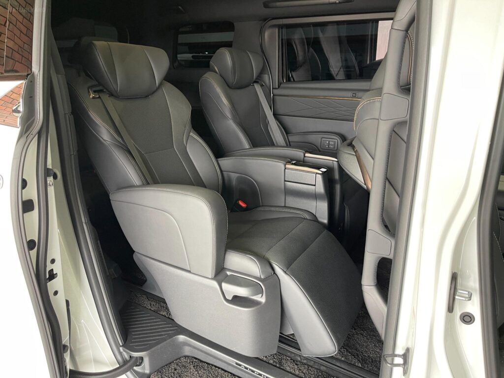 2023 Toyota Alphard Hybrid AAHH45 AWD ALL NEW MODEL