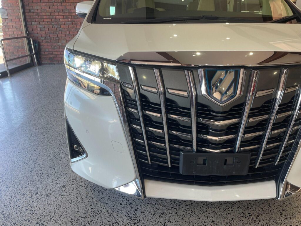 2019 TOYOTA ALPHARD X Hybrid AWD AYH30