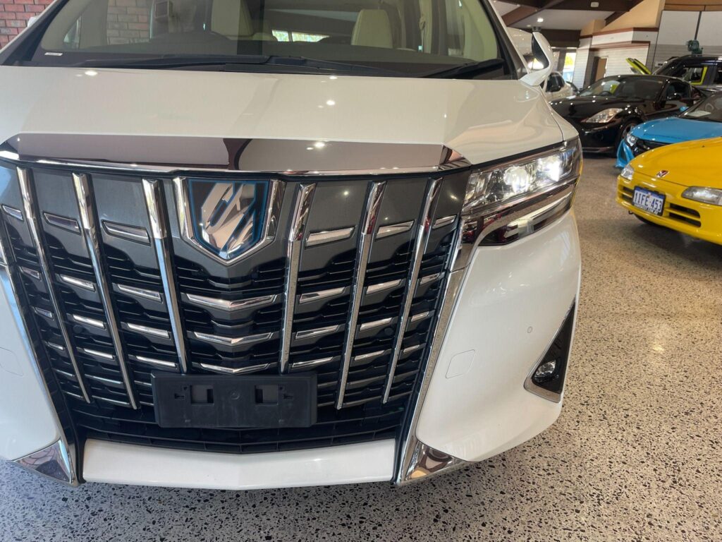 2019 TOYOTA ALPHARD X Hybrid AWD AYH30