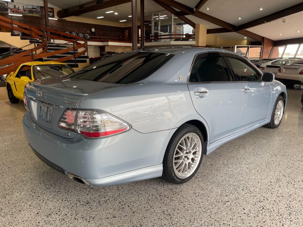 2008 Toyota Crown Hybrid GWS204