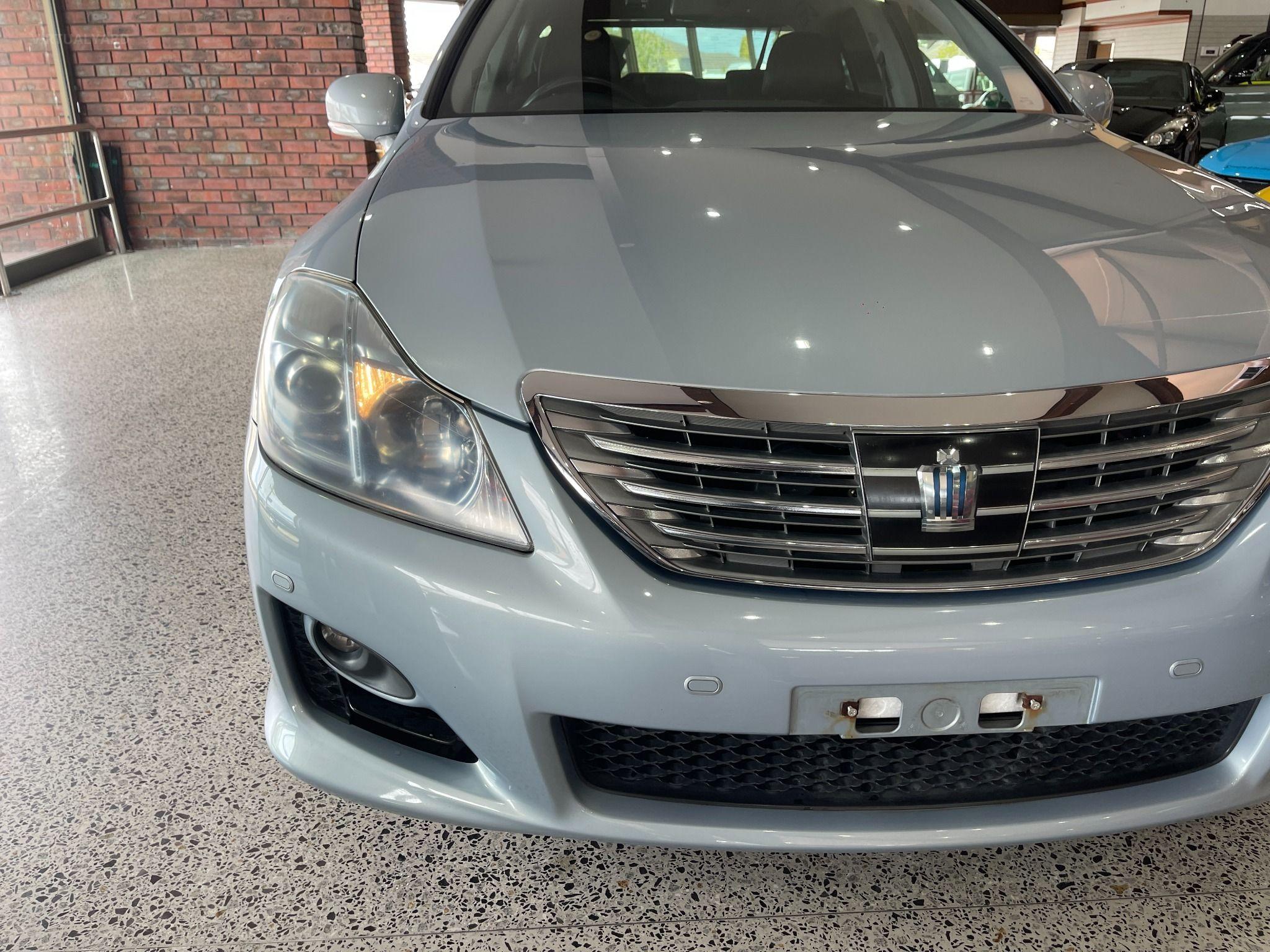 2008 Toyota Crown Hybrid GWS204