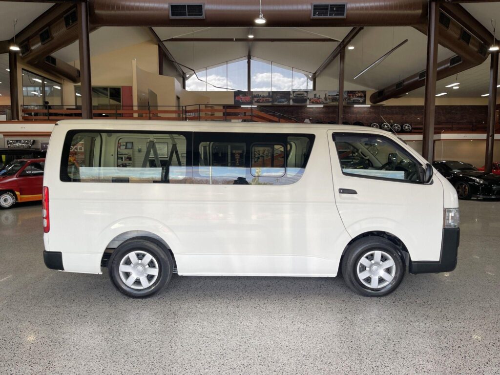 2018 Toyota Hiace DX LWB TRH200