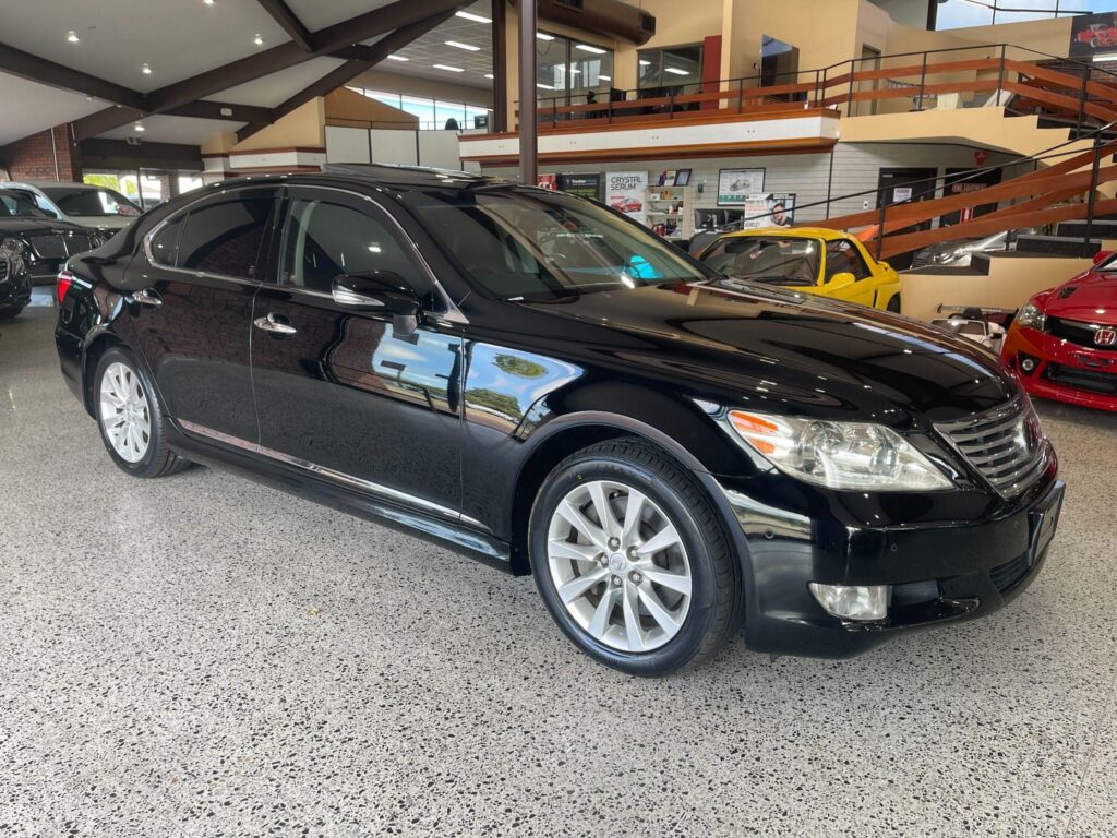 2010 LEXUS LS460 AWD USF45