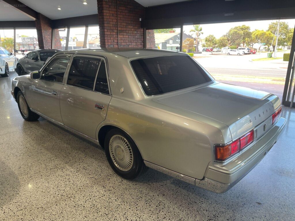 2006 TOYOTA Century V12 GZG50