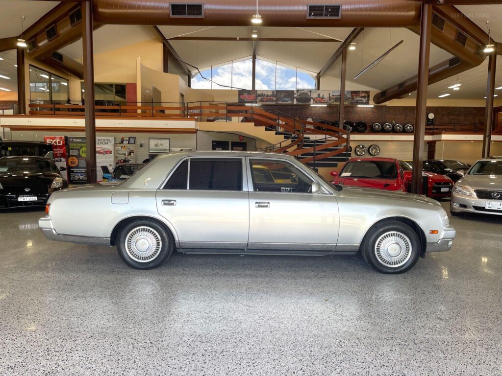 2006 TOYOTA Century V12 GZG50