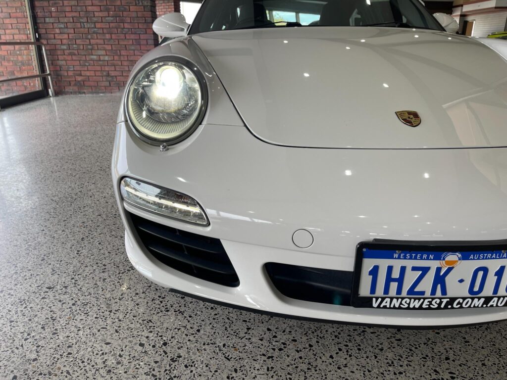 2010 Porsche 911 Carrera 997