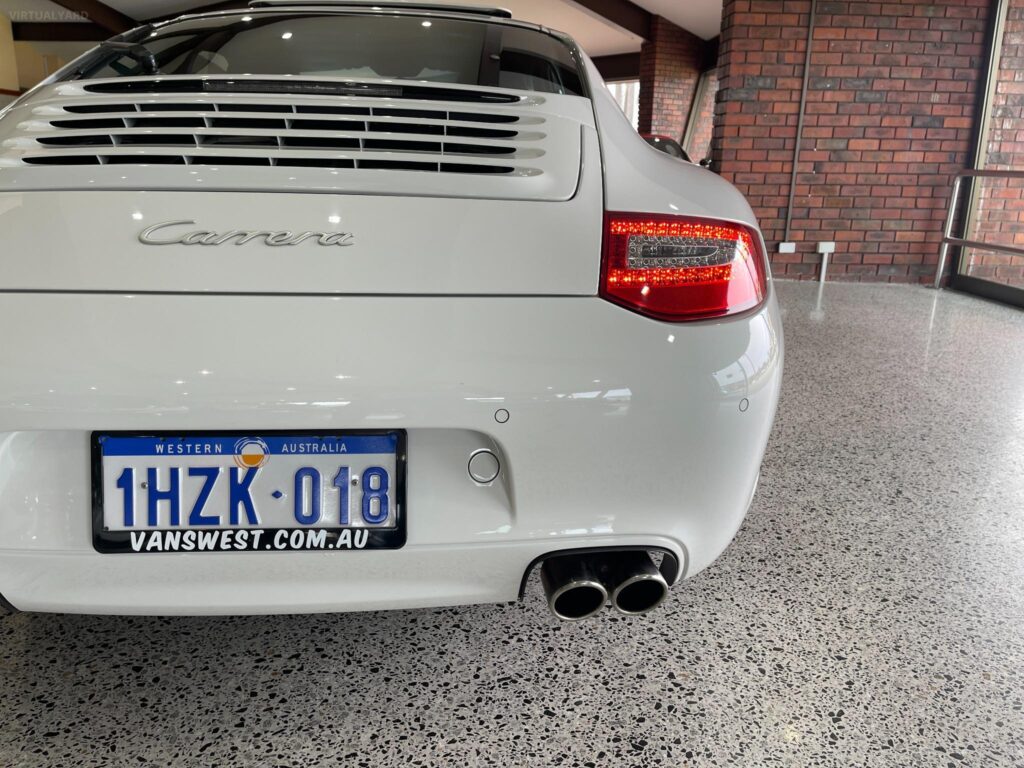 2010 Porsche 911 Carrera 997