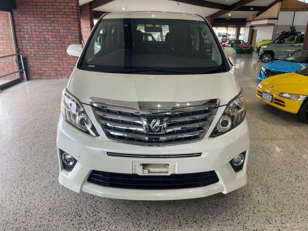 2014 Toyota Alphard 240S WELCAB ANH20